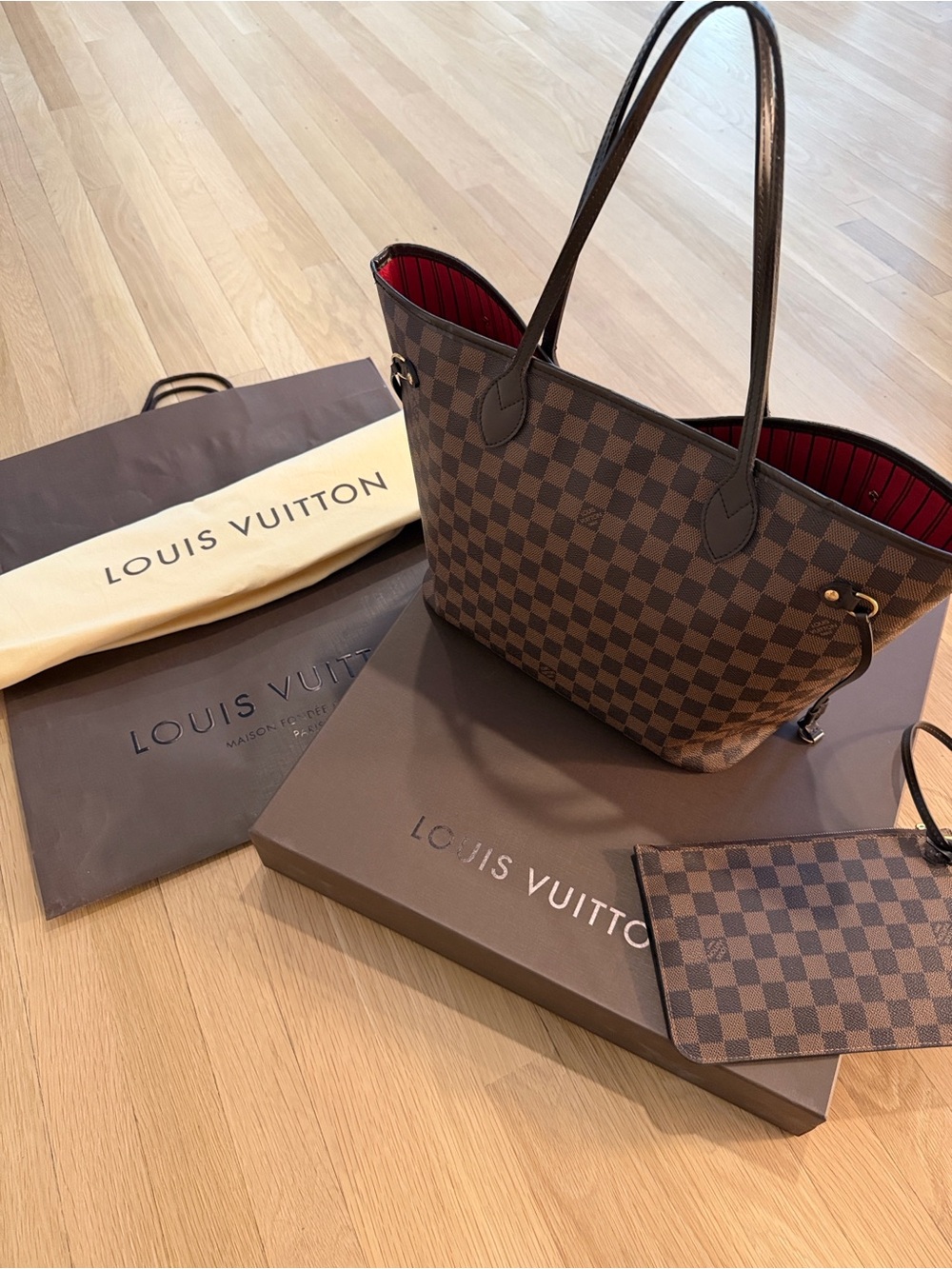 Louis Vuitton Damier Ebene MM Neverful Tote